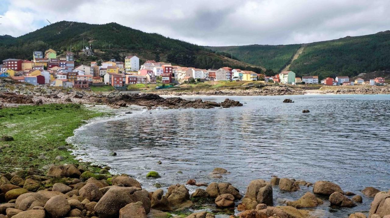 شقة Os Faros Pisos Turisticos Arou المظهر الخارجي الصورة